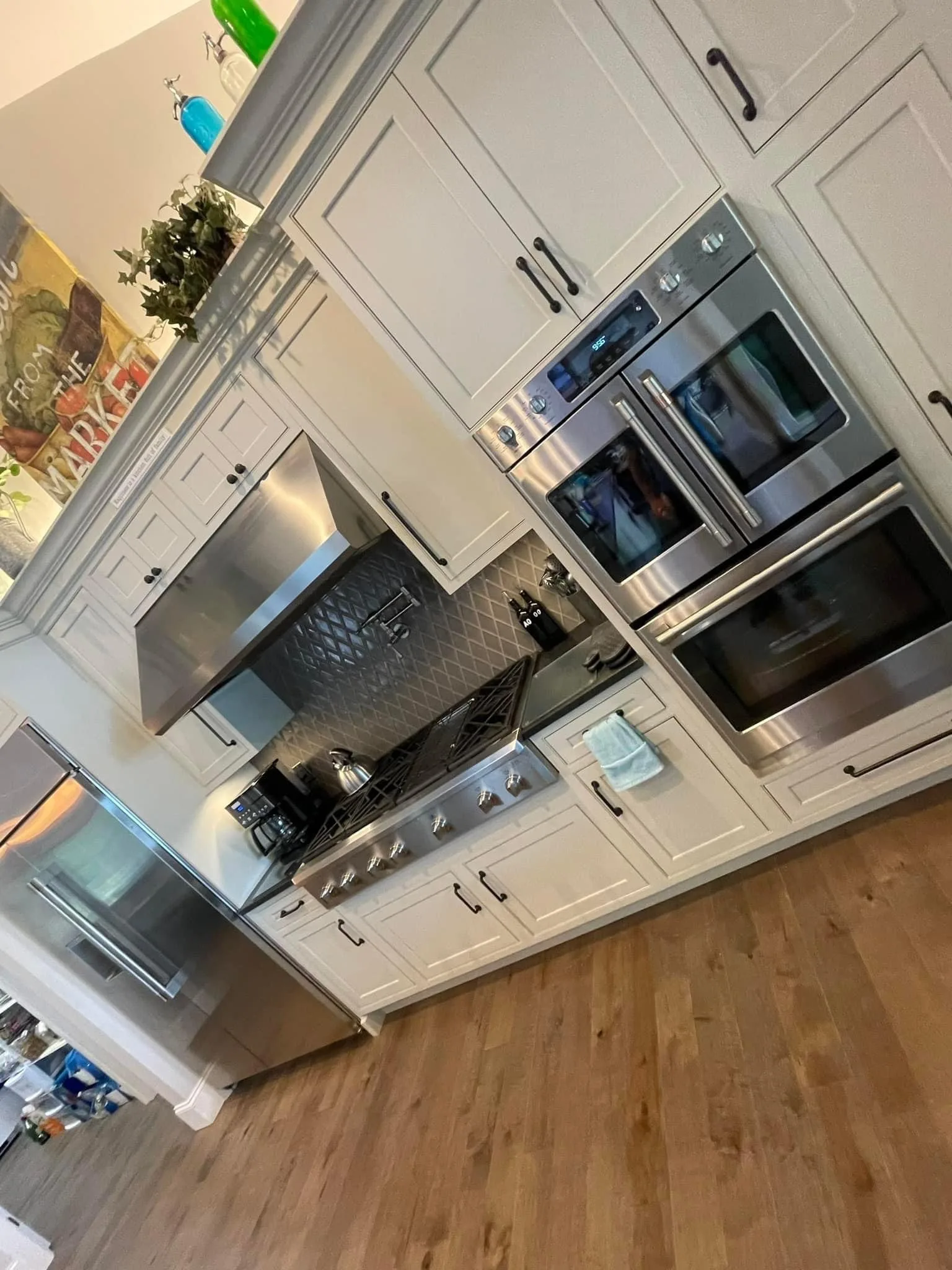 Range and wall ovens after a kitchen clean